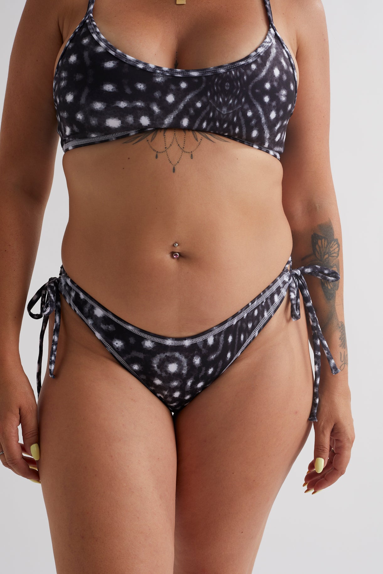 Moonlit Surf Top - Black Whale Shark - BeMyCrazy