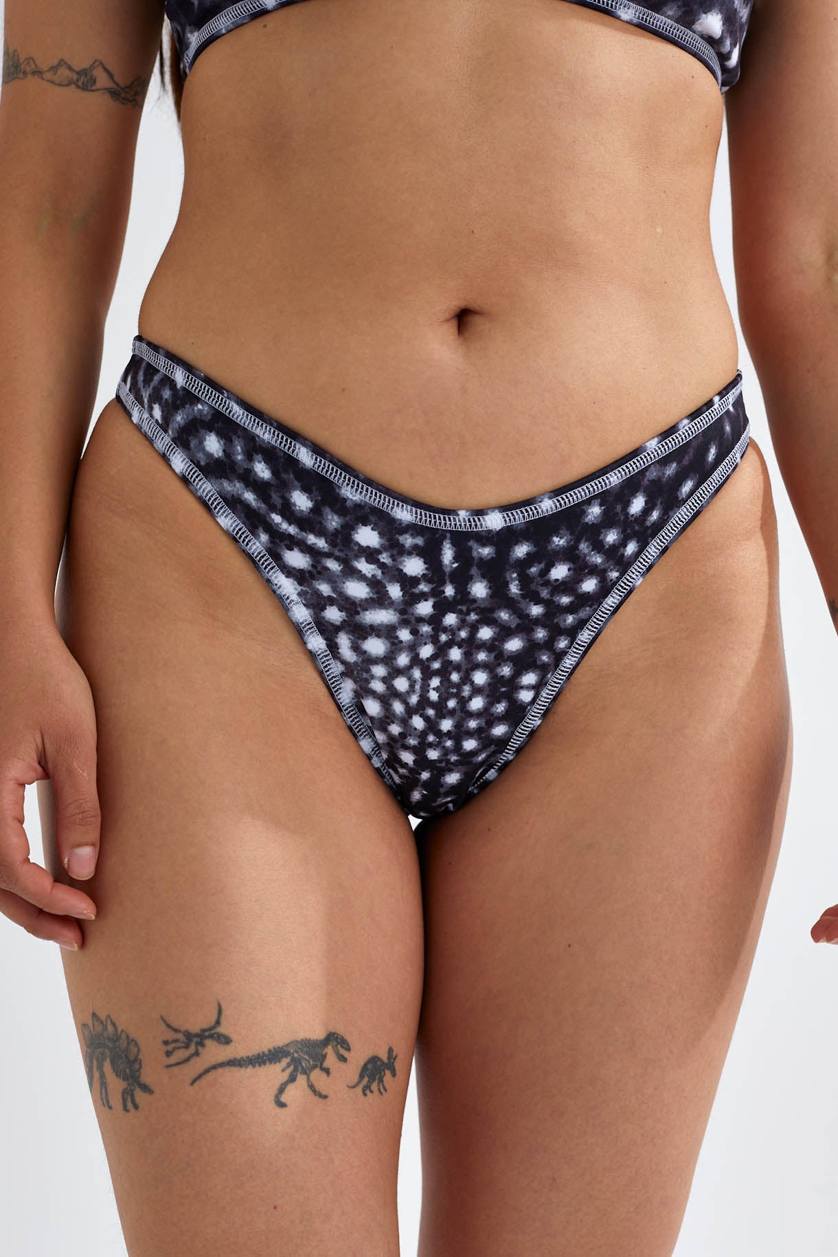 Ocean Confident Bottom - Black Whale Shark Black Whale Shark
