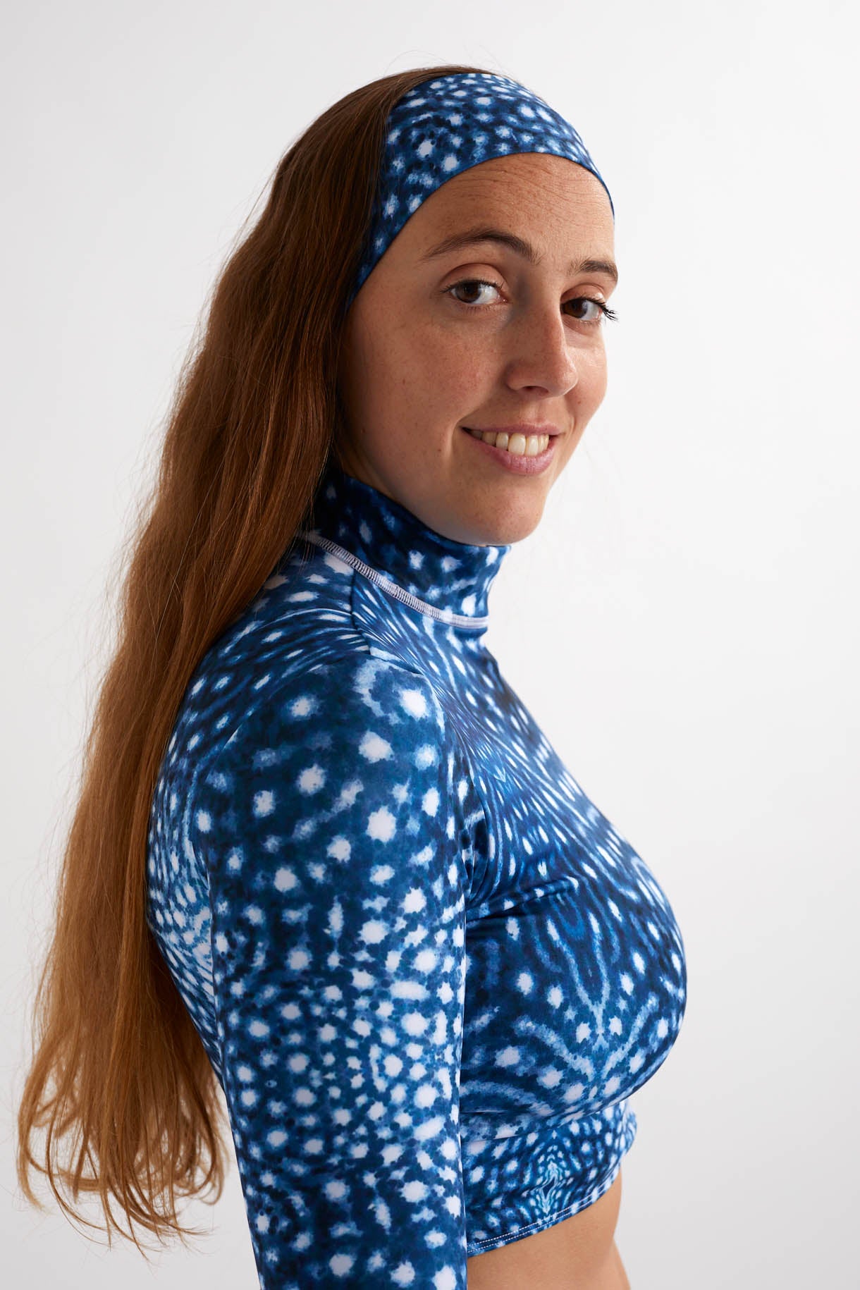 Ocean Confident Crop Top - Blue Whale Shark Blue Whale Shark